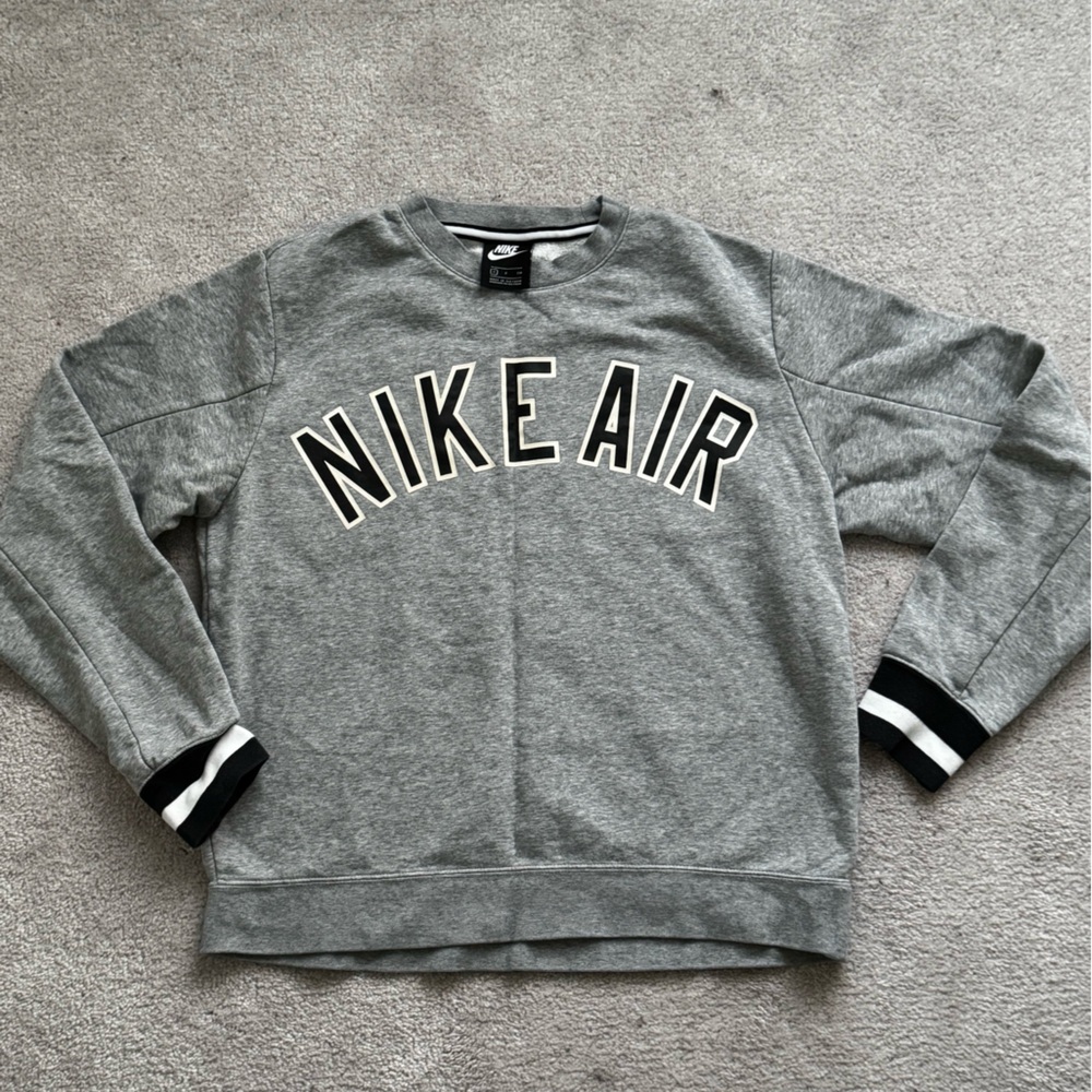 Nike Gray Crew Neck Sweater